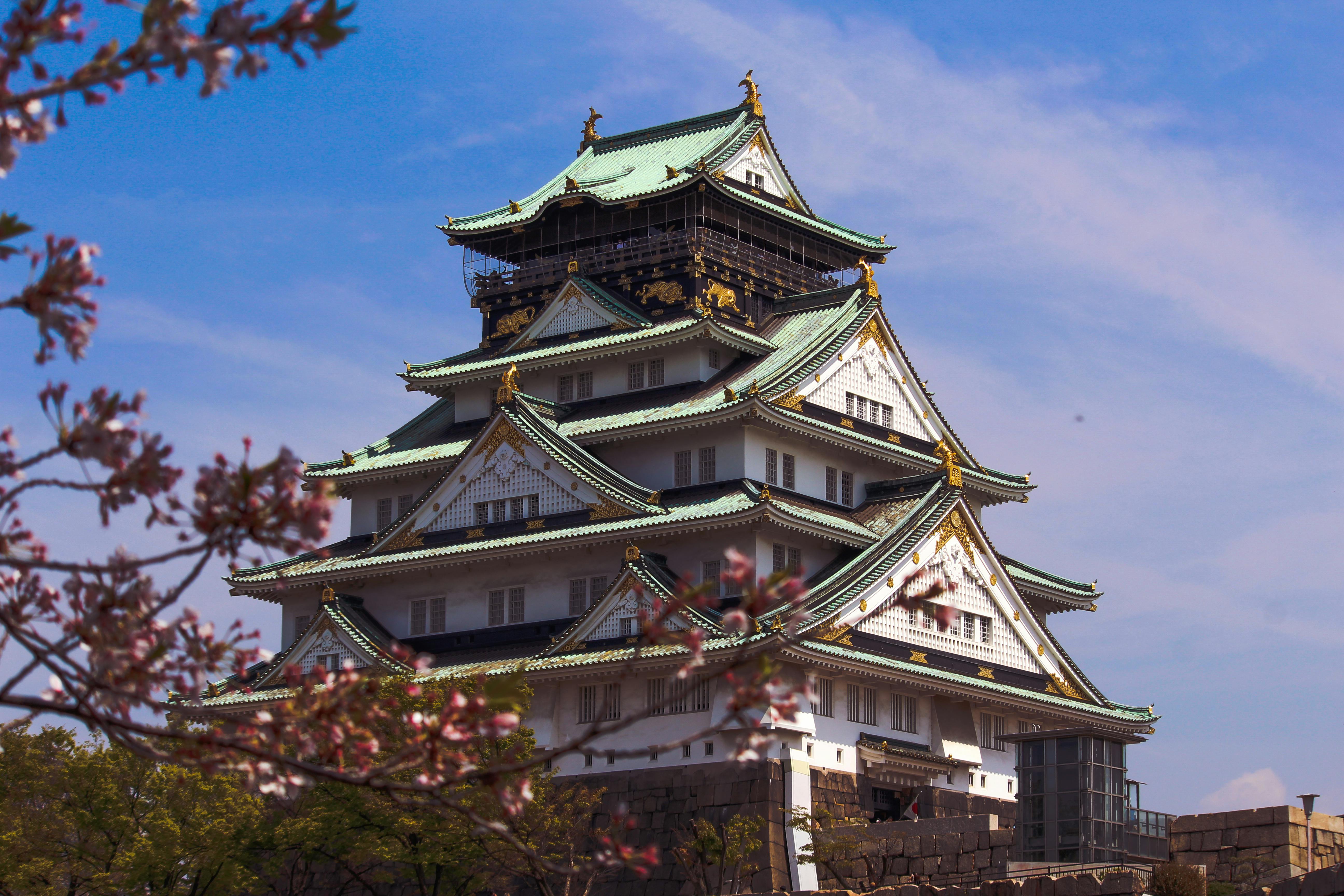 Himeji Castle: Chasing the Sunrise at the White Heron Fortress, a Once-in-a-Lifetime Experience